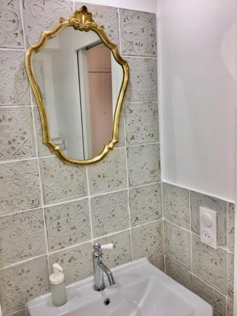 Petit Cocoon Rénové Avec Vue Sur Les Toits D'aix En Provence Appartement *