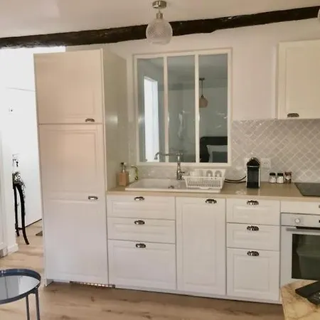 Appartamento Petit cocoon rénové avec vue sur les toits d'Aix en Provence Aix-en-Provence Esterno foto