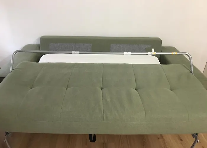 Petit cocoon rénové avec vue sur les toits d\'Aix en Provence
