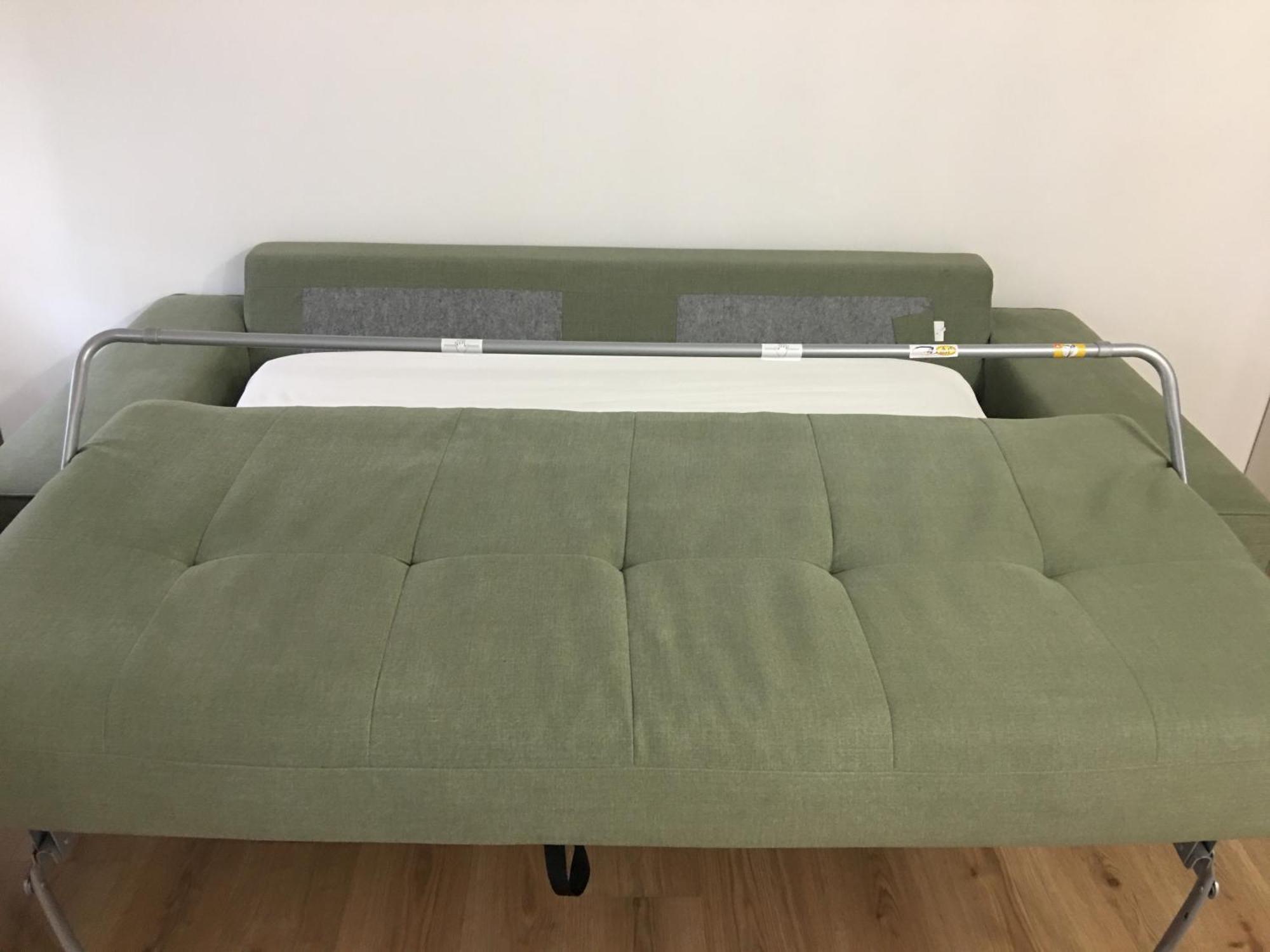 Petit Cocoon Rénové Avec Vue Sur Les Toits D'aix En Provence Appartamento *